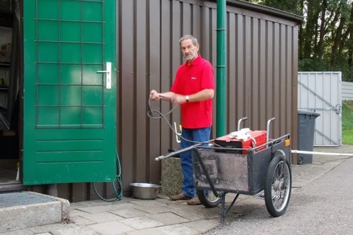 Ben Veeneman, geestelijk vader en oprichter van de AMCA